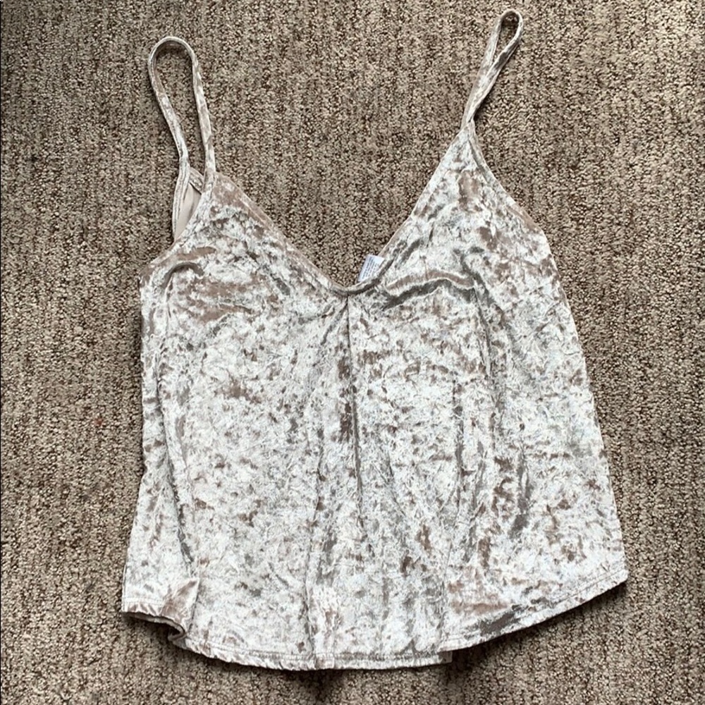 Beige velvet flowy tank top 💕
